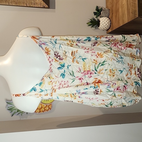 Torrid - Stretch Challis Cami in Carrie Floral​​​​​​​ - Picture 5 of 12